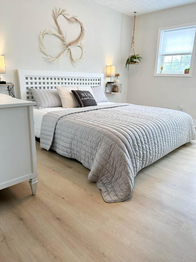 Dreamy Boho Remodeled Cottage With Mountain Views Sparta Zewnętrze zdjęcie